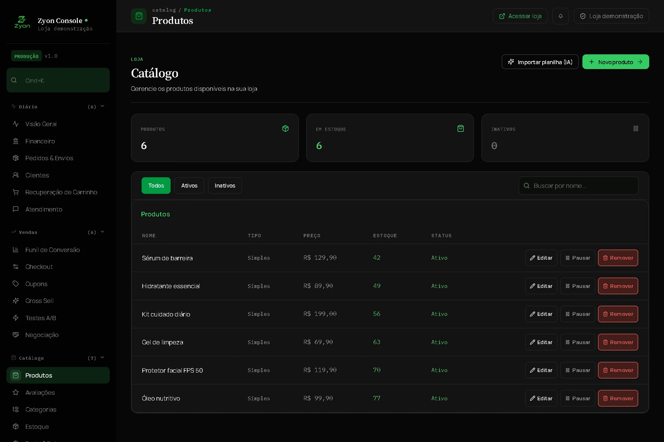 Lista de produtos com preço, status e estoque no dashboard Zyon. Dados ilustrativos.